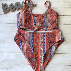 🌼‎ ZAFUL  2 piece swimsuit. Size Med